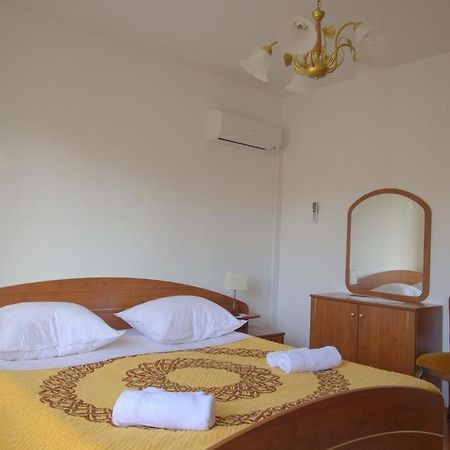 Apartmani Neda Kali Esterno foto