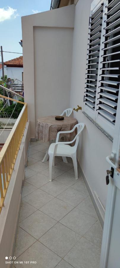 Apartmani Neda Kali Esterno foto